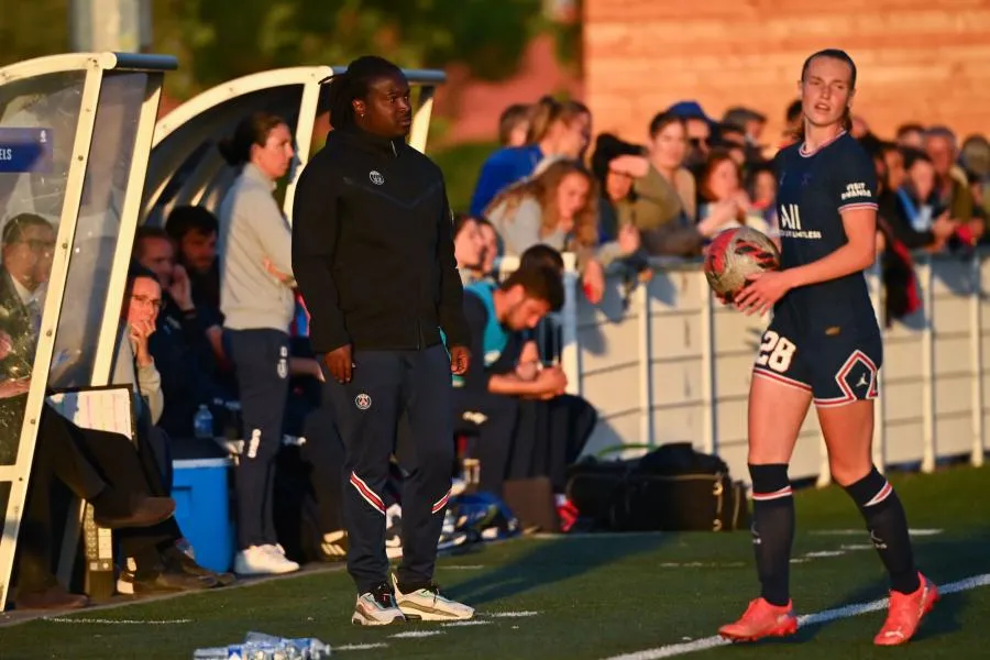 Bernard Mendy pisté pour devenir coach de la section féminine du PSG