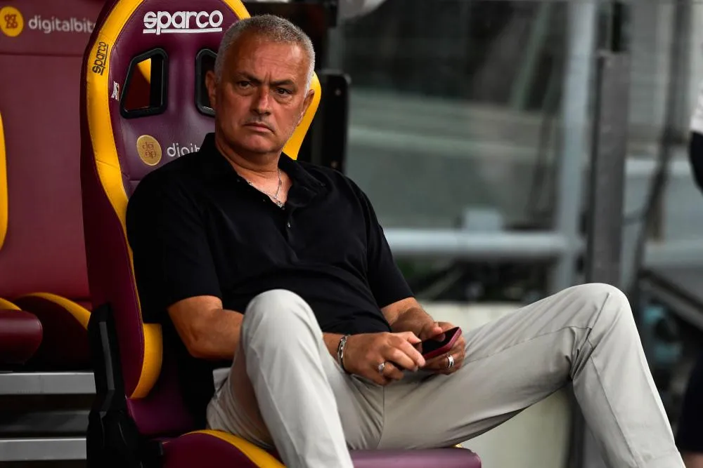 AS Roma : «<span style="font-size:50%">&nbsp;</span>Le football peut être de la merde<span style="font-size:50%">&nbsp;</span>» se plaint José Mourinho après la blessure de Georginio Wijnaldum