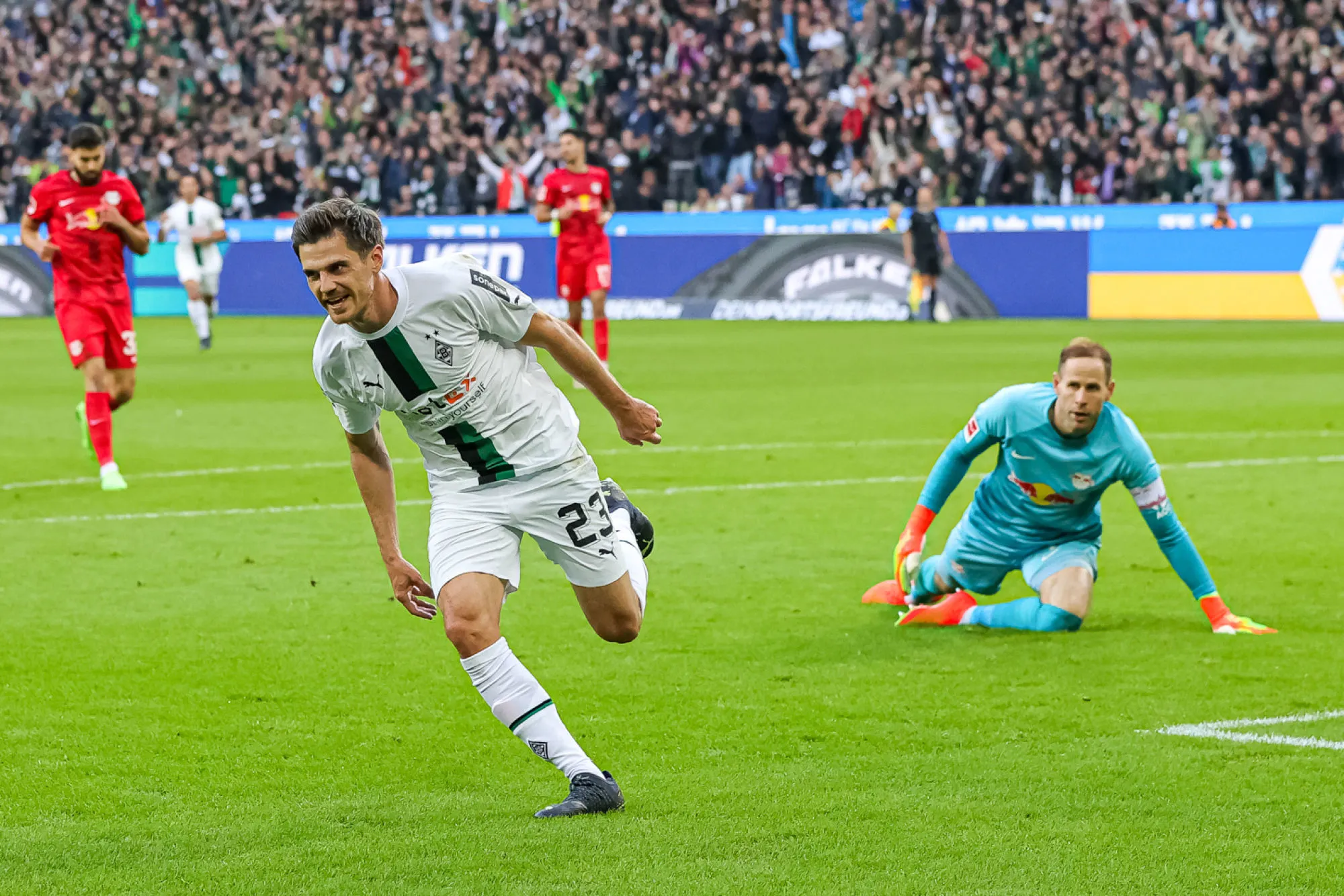 Gladbach écrase Leipzig