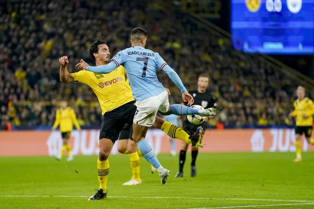 Le BvB tient le coup face à Manchester City et assure sa qualification