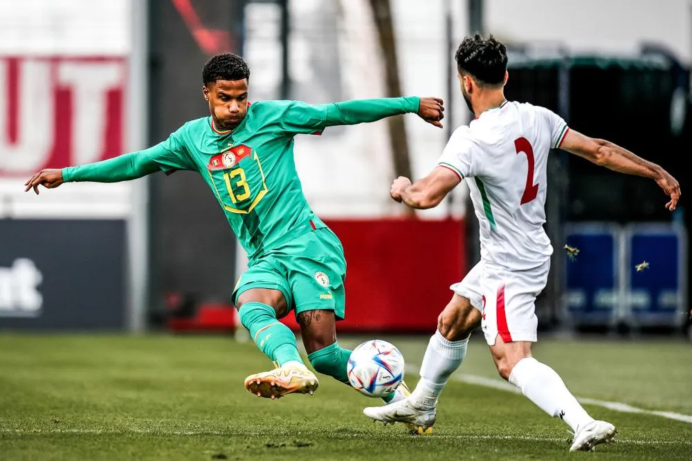 Ismail Jakobs finalement disponible avec le Sénégal