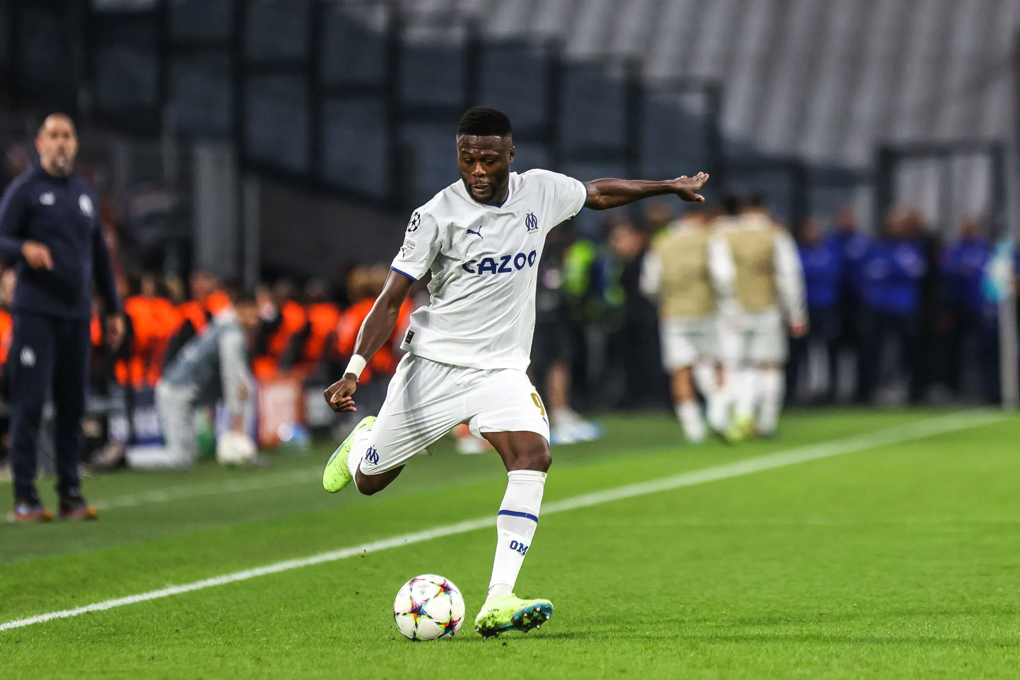 Des supporters sud-coréens se lâchent sur Chancel Mbemba