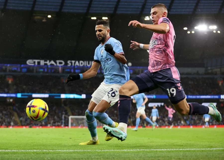 Manchester City contrarié par Everton, Newcastle reste muet