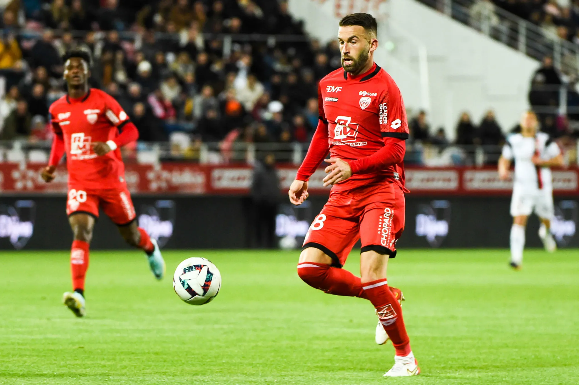 Pronostic Dijon Laval : analyse, cotes et prono du match de Ligue 2