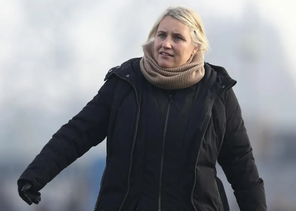 Emma Hayes (Chelsea) dénonce les conditions de pratique du foot féminin en Angleterre