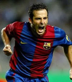 Giuly fustige le Barça