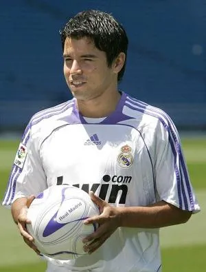 Saviola, Valencia et le Real