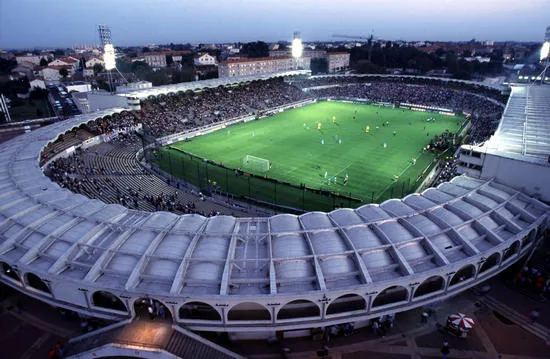 Nouveau stade à Bordeaux ?