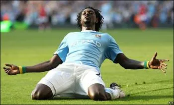 Six matches pour Adebayor ?