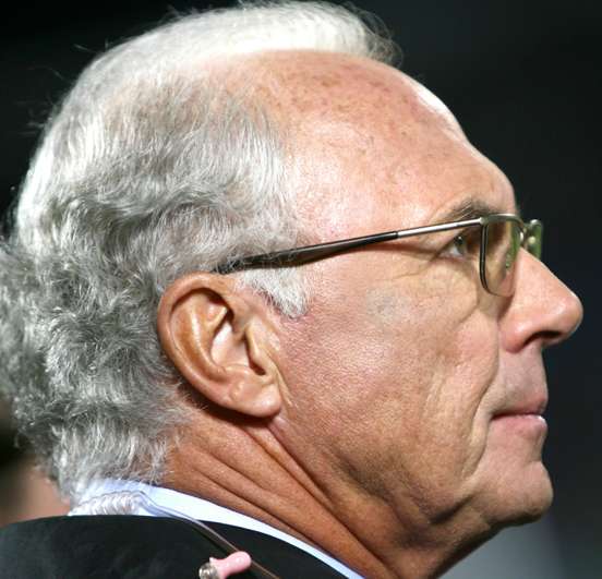 Beckenbauer adoube Piqué