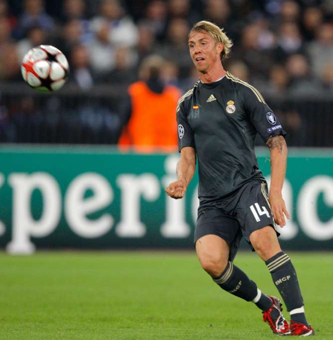 Besiktas et Bolton sur Guti