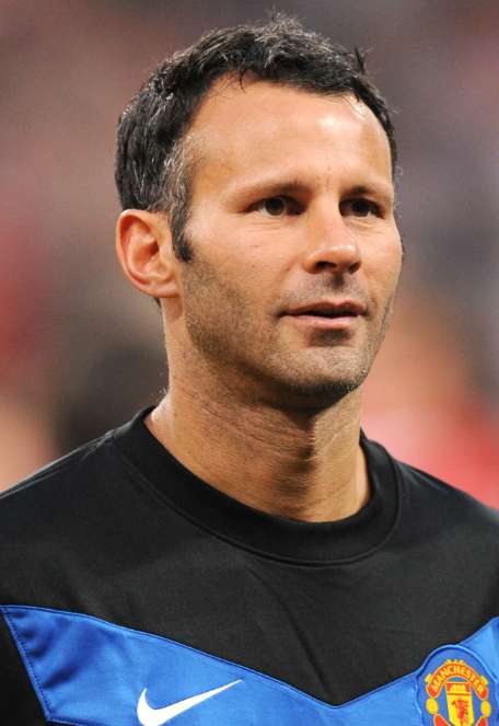 Wenger vote Giggs