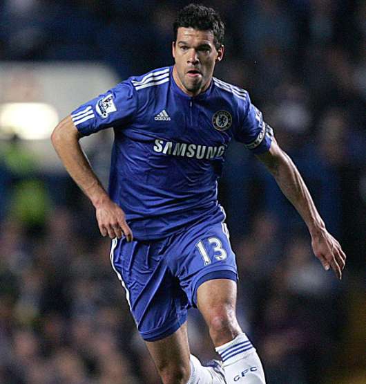 Ballack charge Wenger