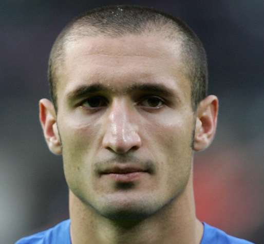 Chiellini fait vibrer Manchester