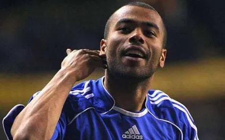 Ashley Cole veut partir en Espagne