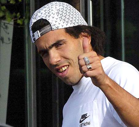 Tevez : «<span style="font-size:50%">&nbsp;</span>On te coupe les jambes<span style="font-size:50%">&nbsp;</span>»