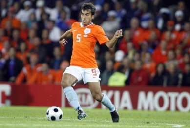 Vidéo : van Bronckhorst amoché