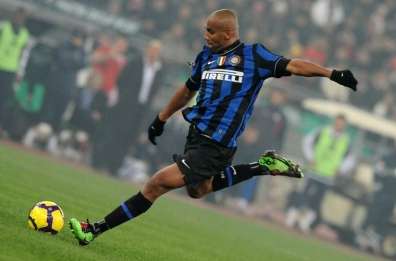 Le Real lorgne sur Maicon