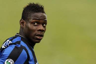 Raiola encense Balotelli