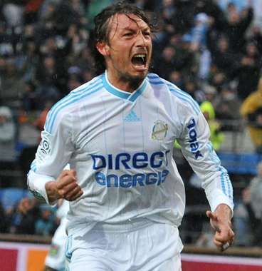 Marseille leader !