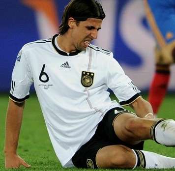 Khedira bien, Khedira le dernier