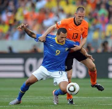 OM : Luis Fabiano arrive