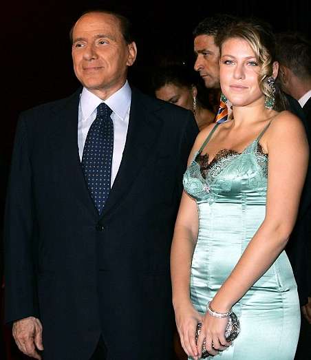 Barbara Berlusconi défend son papa