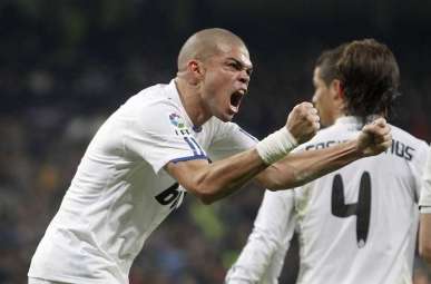 Chelsea veut Pepe