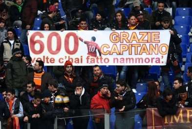 Totti fête ses 600 matches avec la Roma