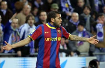 Dani Alves fait de la pub