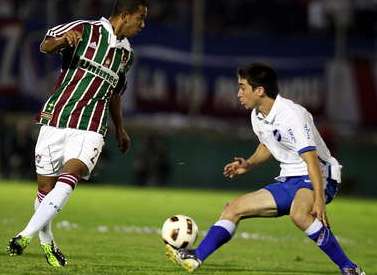 Fluminense replonge