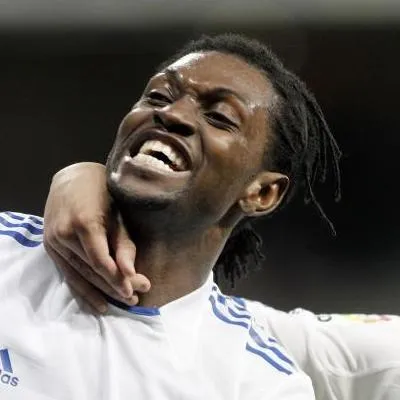 Adebayor fait tout pour rester