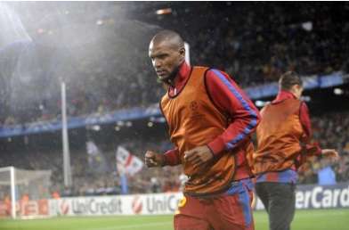 Abidal touché par les applaudissements