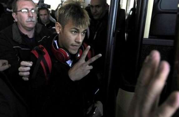 Photo : La nouvelle coupe de Neymar