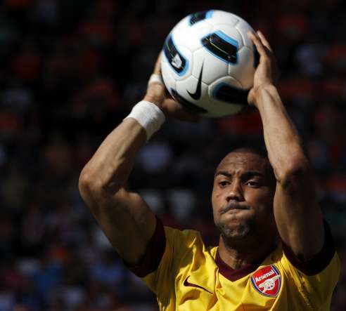 Liverpool offre 5 millions pour Clichy