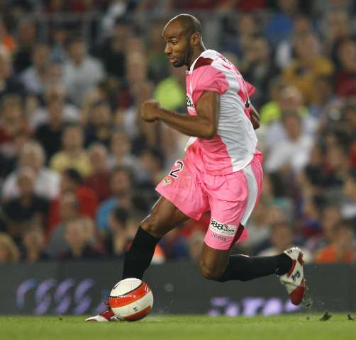 Kanouté reste à Séville