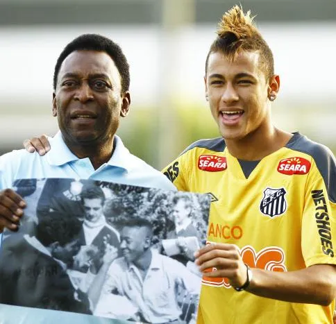 Pelé oriente Neymar