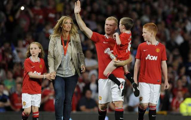 Photo : Les adieux de Scholes