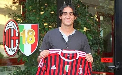 Photo : Aquilani nouveau rossonero