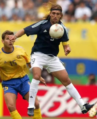 Batistuta ne tient plus sur ses jambes