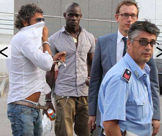 Photo : Balotelli à Naples