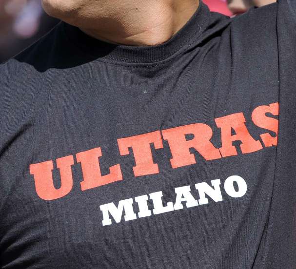 Les tifosi du Milan se distinguent