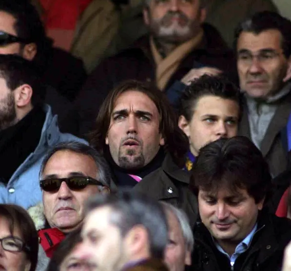 Batistuta descend Tevez