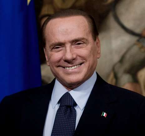 Berlusconi va reprendre le Milan AC