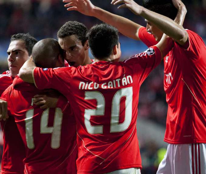 Benfica prend le quart