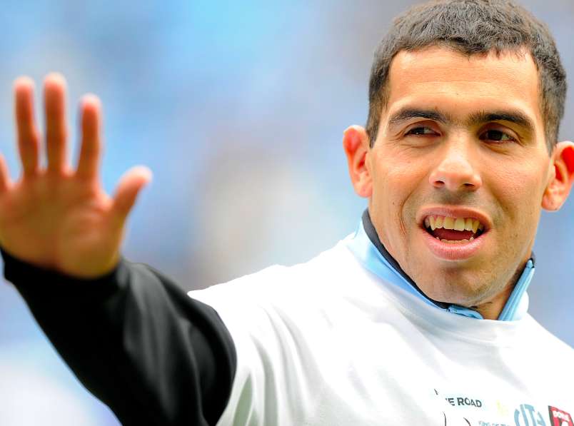 Carlos Tevez sort du bunker