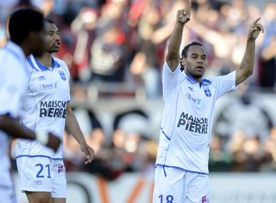 Auxerre s’impose à Dijon (2-0)