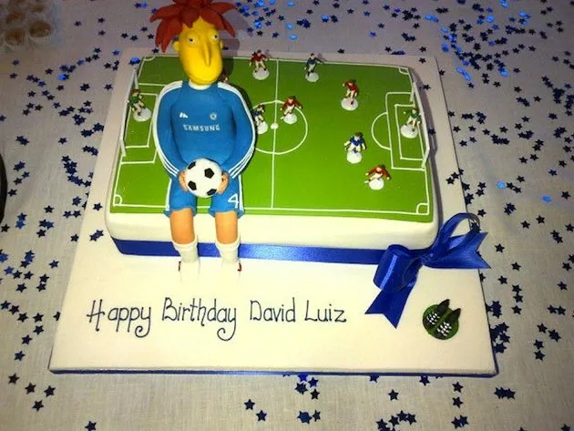 Photo : le gâteau d&rsquo;anniv&rsquo; de David Luiz