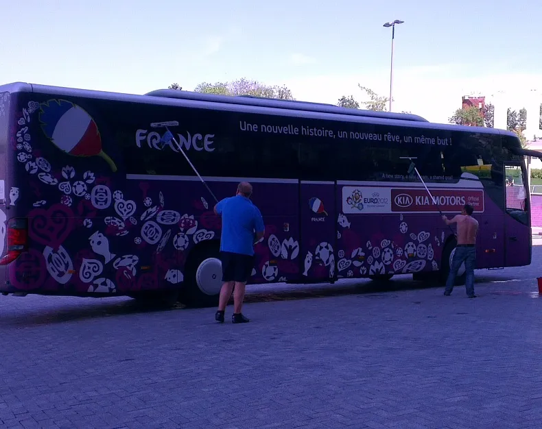 Photo : le nouveau bus des Bleus