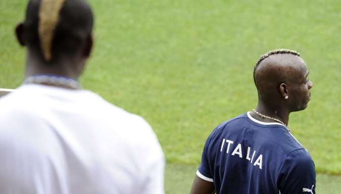 Un Balotello, deux Balotelli